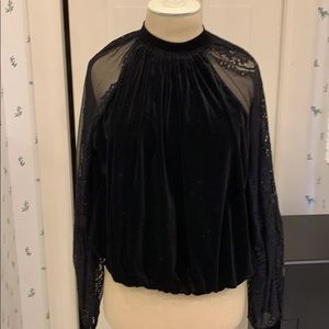 NWOT Free People velvet top-size M